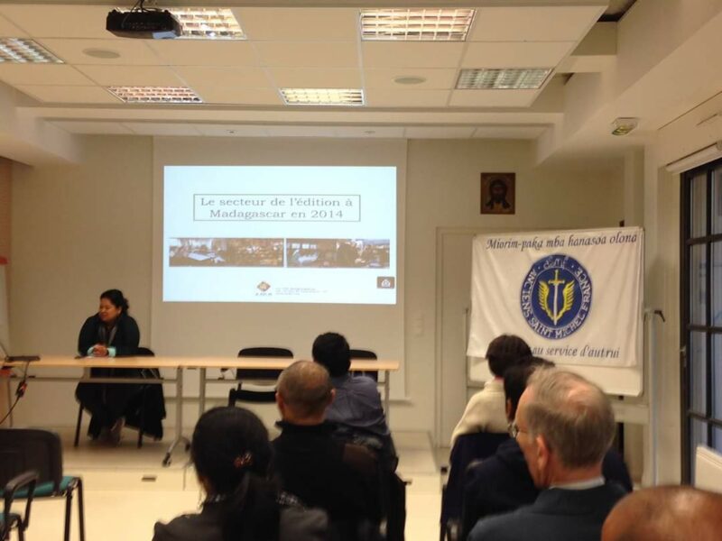 Lire la suite à propos de l’article Conférence « Le Secteur de l’édition à Madagascar en 2014 » par Madame Marie-Michèle RAZAFINTSALAMA
